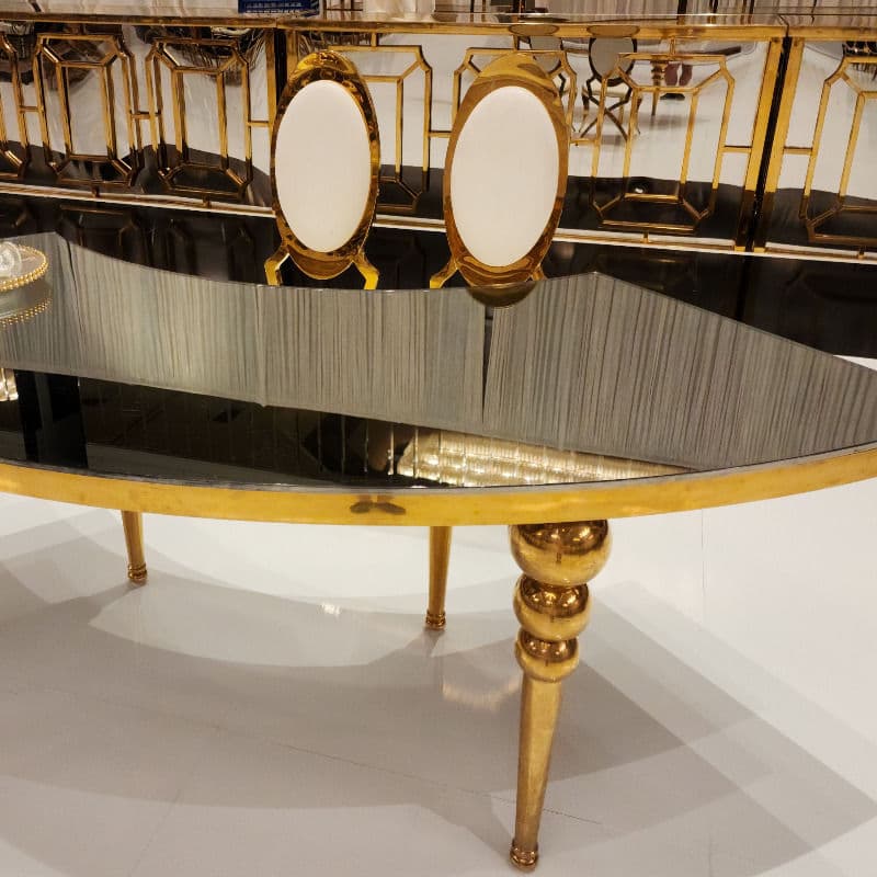 Serpentine Table – photo 3